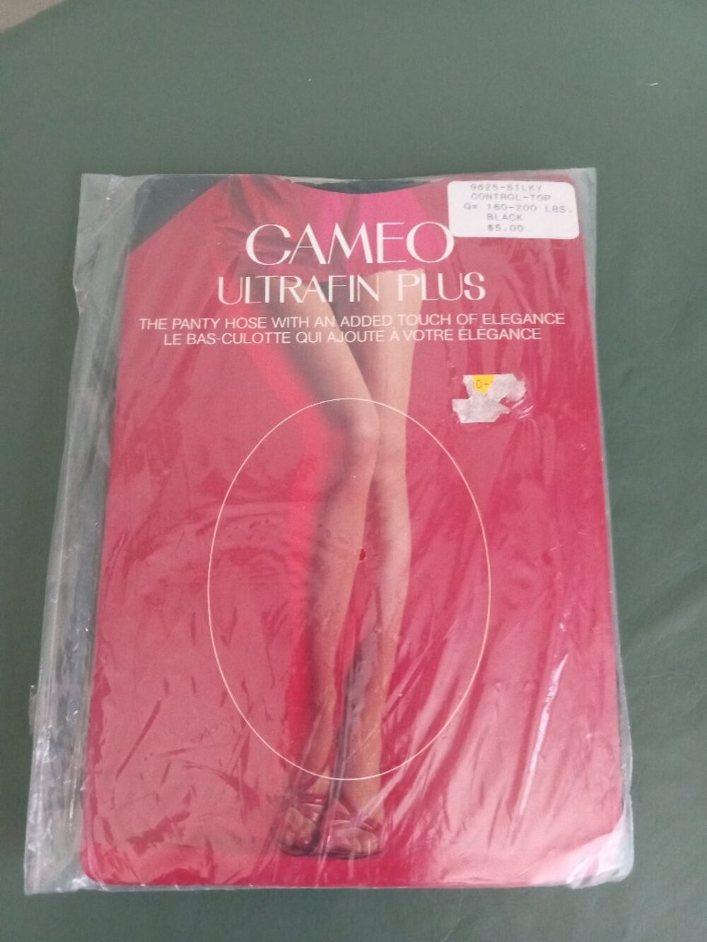 Cameo Ultrafine Plus Panty Hose Stocking 70's Night Shade 160-200 lbs Vintage